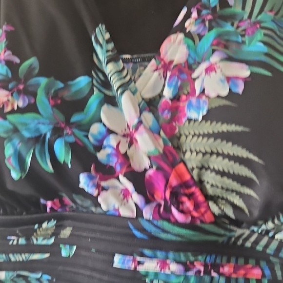 Aqua Green Floral One Piece Swimsuit - Black and Pink - Picture 4 of 14